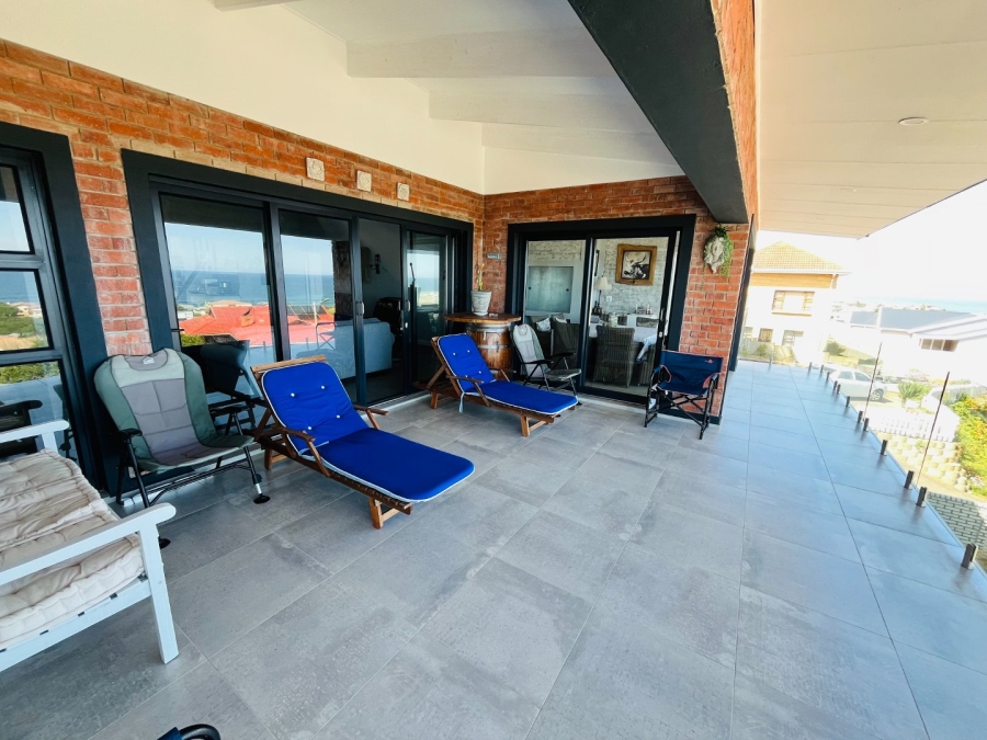 4 Bedroom Property for Sale in Tergniet Western Cape